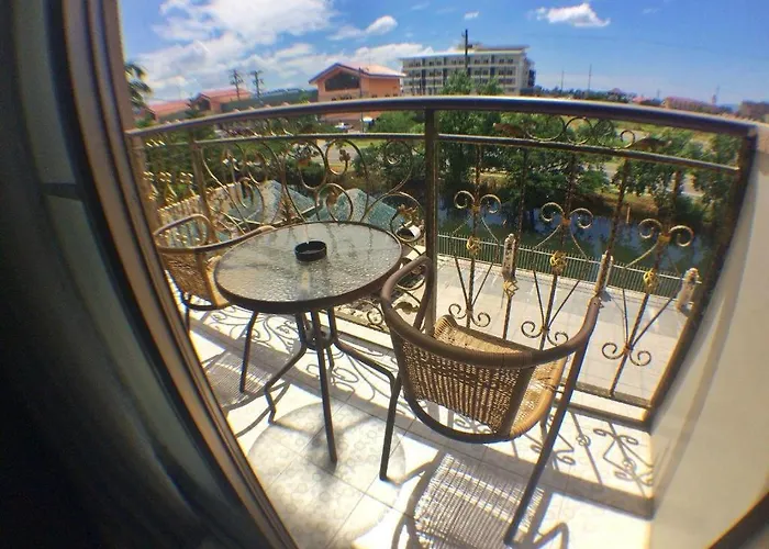 Grand Hoyah Hotel